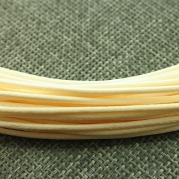 Sznurek Woskowany 1.5mm Kość Słoniowa 120cm