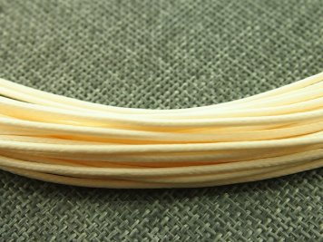 Sznurek Woskowany 1.5mm Kość Słoniowa 100cm